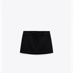 Low rise mini skirt